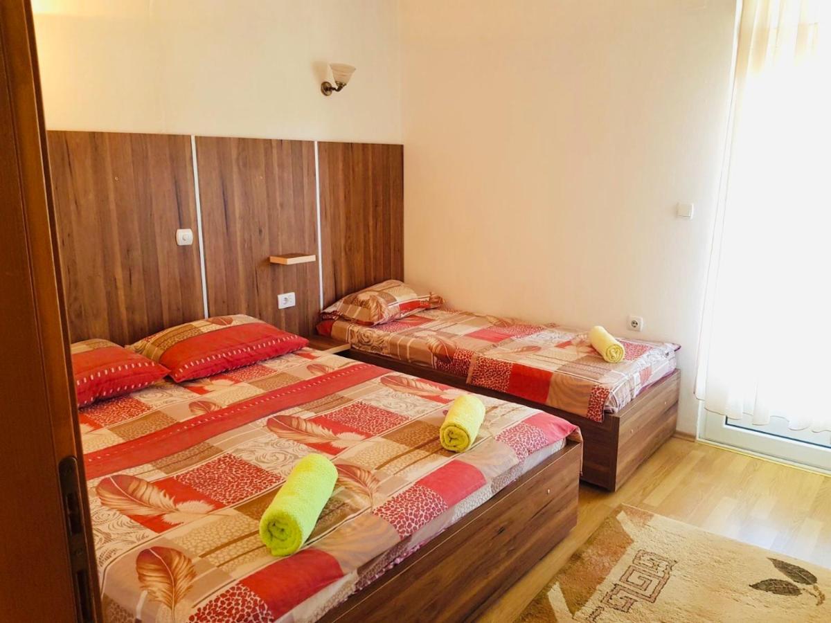 Apartments Flamingo Улцинь Екстер'єр фото