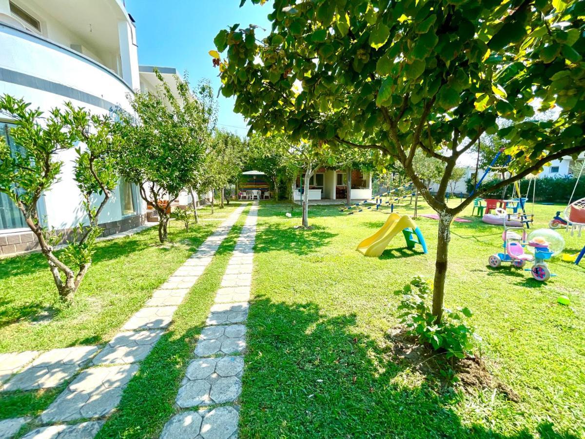 Apartments Flamingo Улцинь Екстер'єр фото